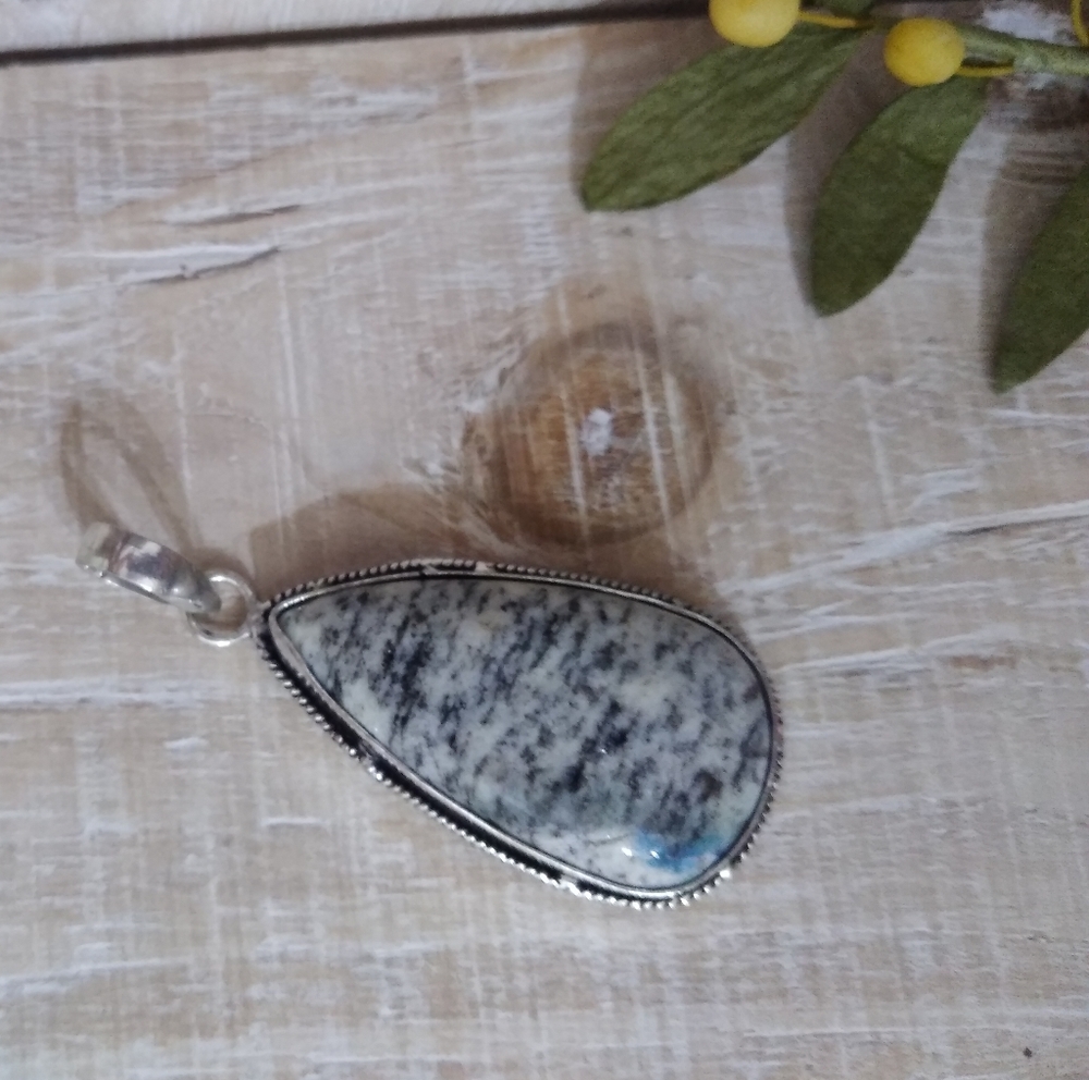 K2 JASPER SILVER STONE SILVER PLATED PENDANT NWOT